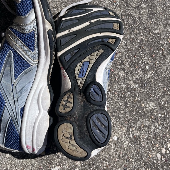 Vintage Reeboks 🎱 - Picture 16 of 16